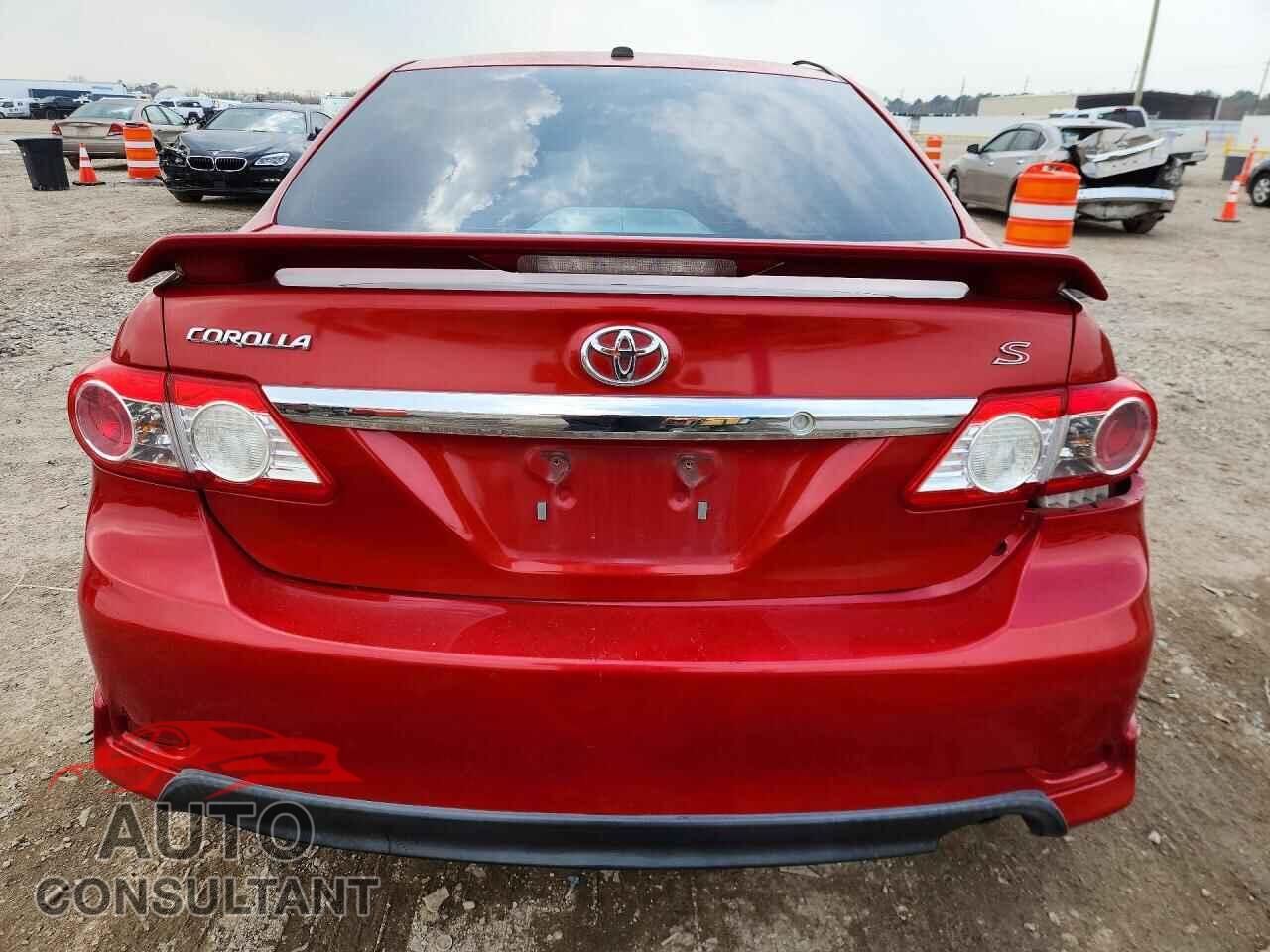 TOYOTA COROLLA 2013 - 5YFBU4EE2DP100461