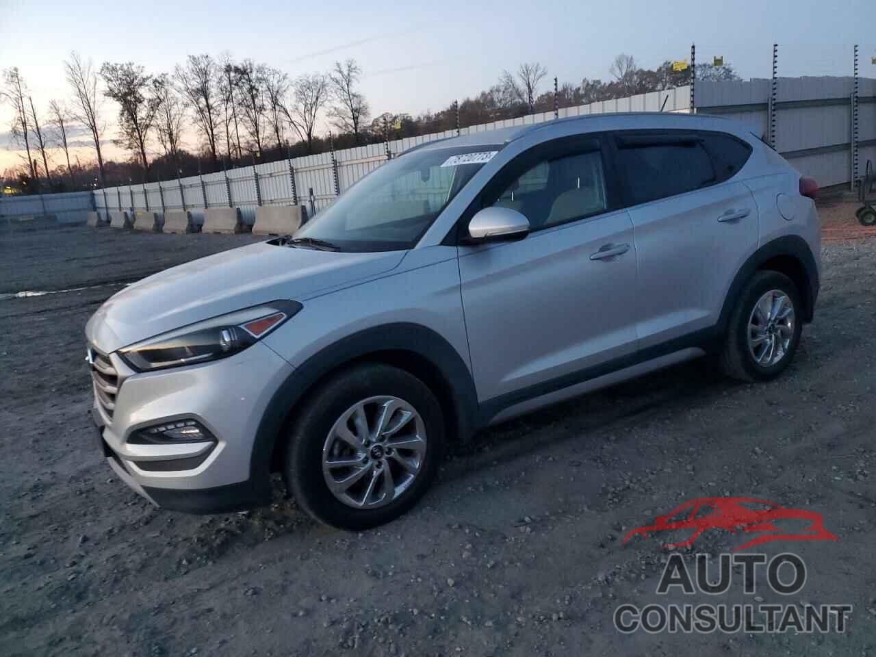 HYUNDAI TUCSON 2017 - KM8J33A22HU289234