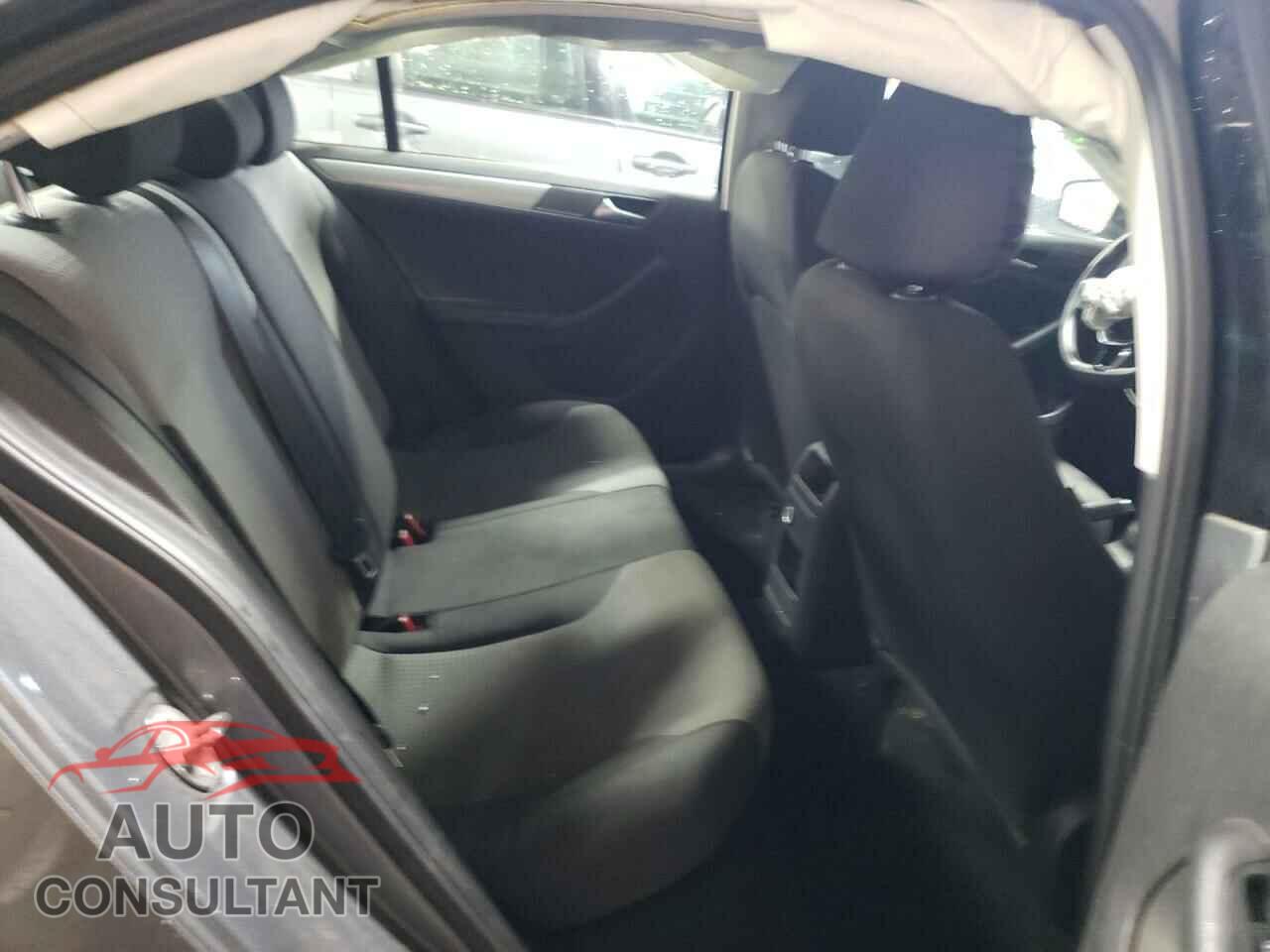 VOLKSWAGEN JETTA 2017 - 3VW2B7AJ6HM287367