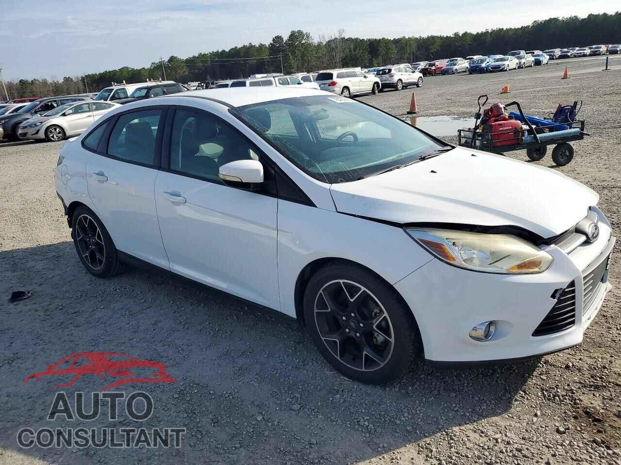FORD FOCUS 2014 - 1FADP3F2XEL179876