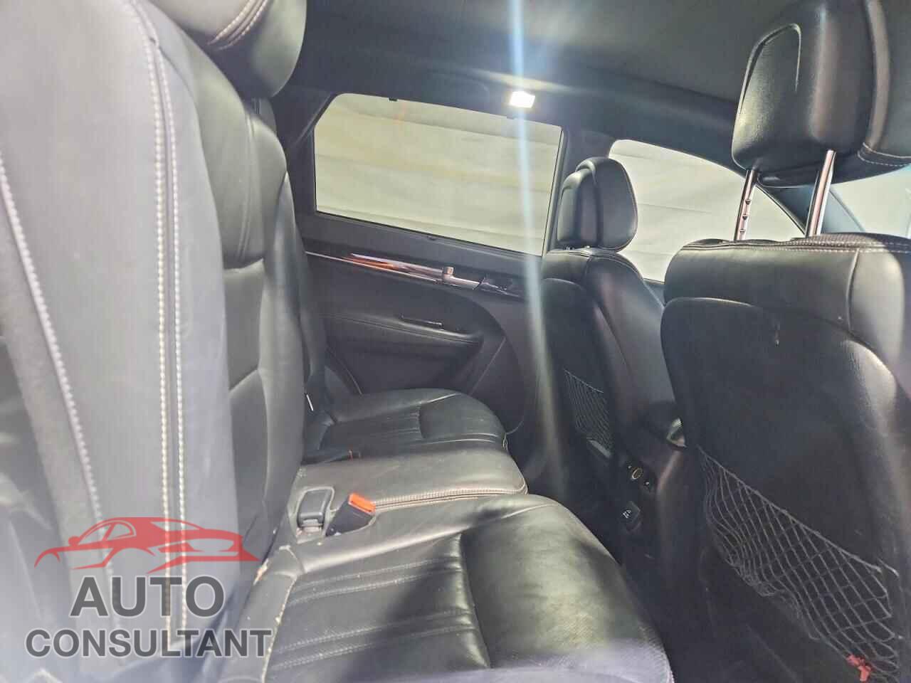 KIA SORENTO 2015 - 5XYKWDA76FG642252