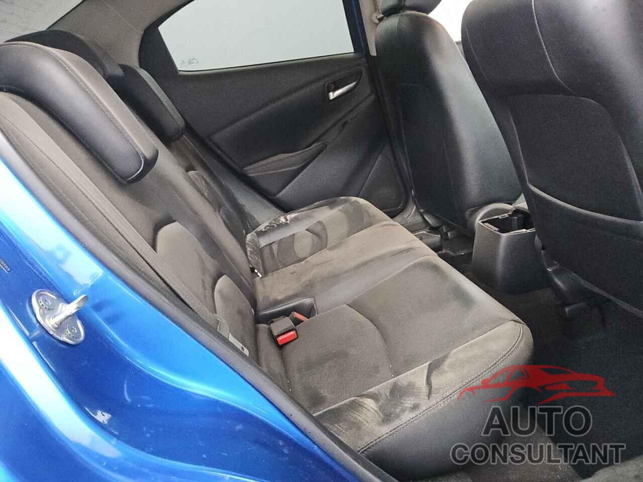TOYOTA YARIS 2019 - 3MYDLBYV0KY509889