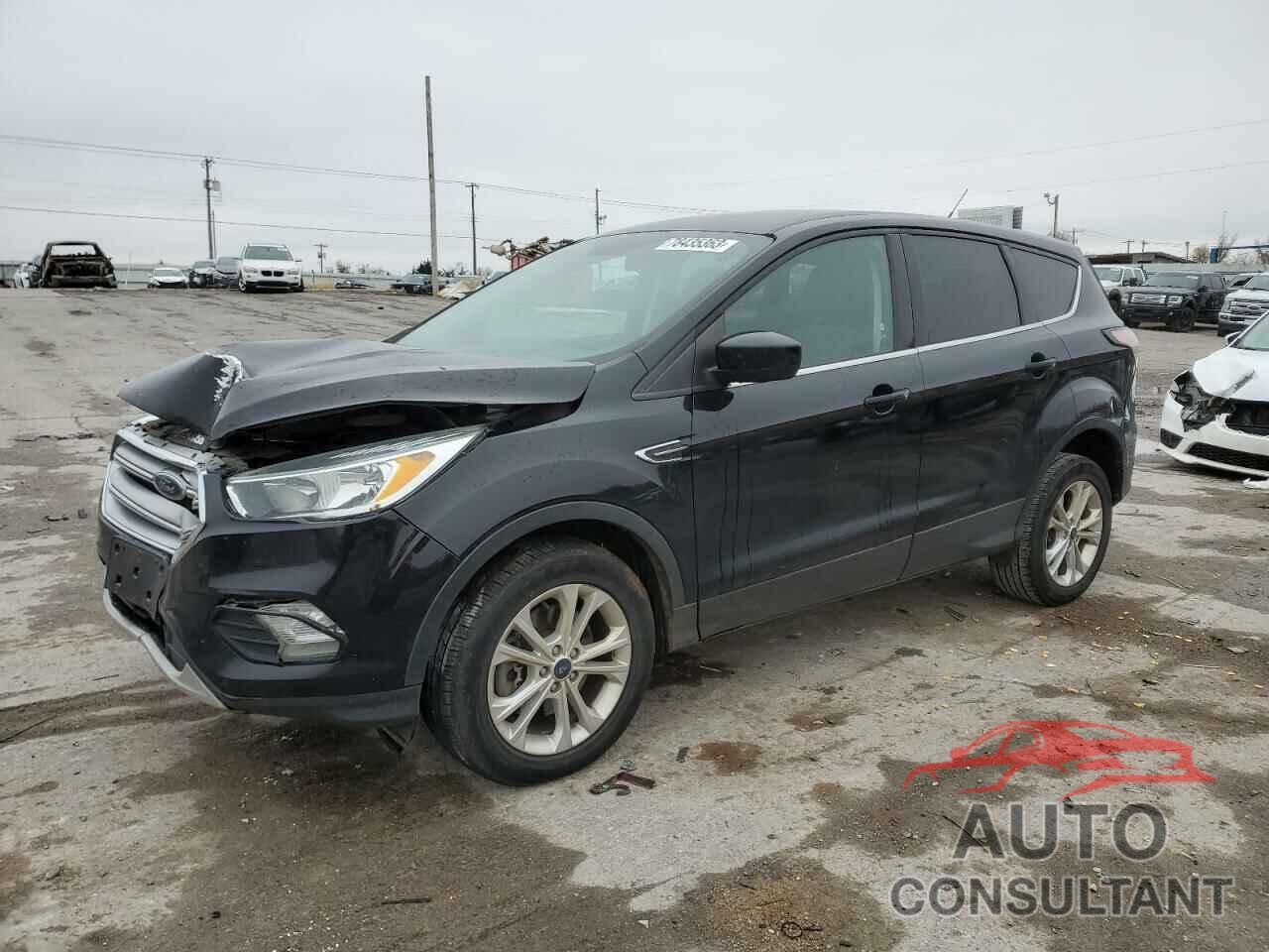 FORD ESCAPE 2017 - 1FMCU9GD0HUD45379