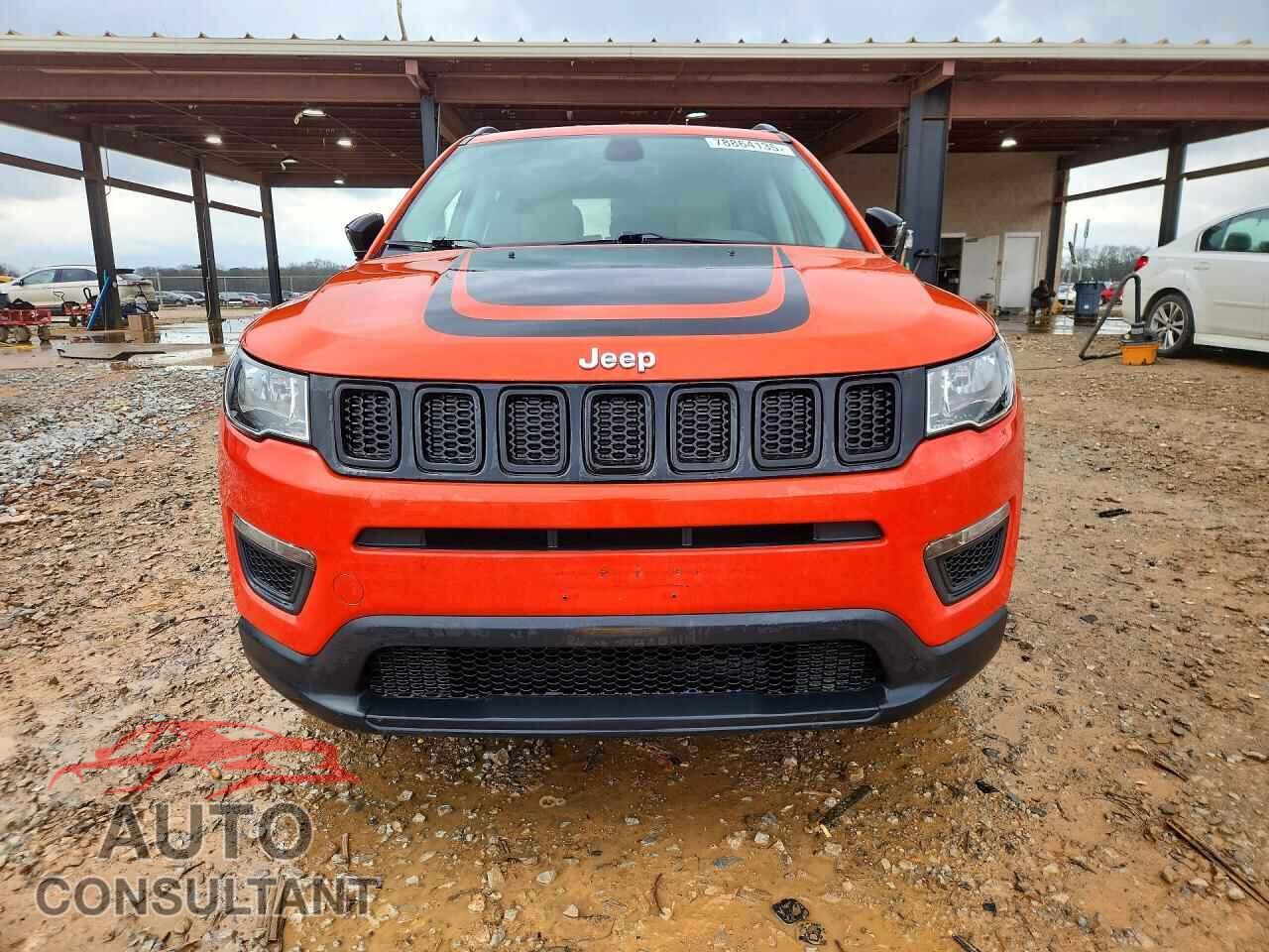 JEEP COMPASS 2018 - 3C4NJDAB4JT168612