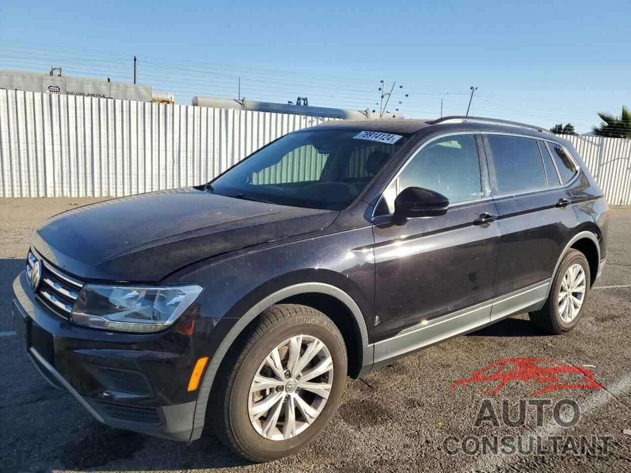 VOLKSWAGEN TIGUAN 2018 - 3VV3B7AXXJM141993