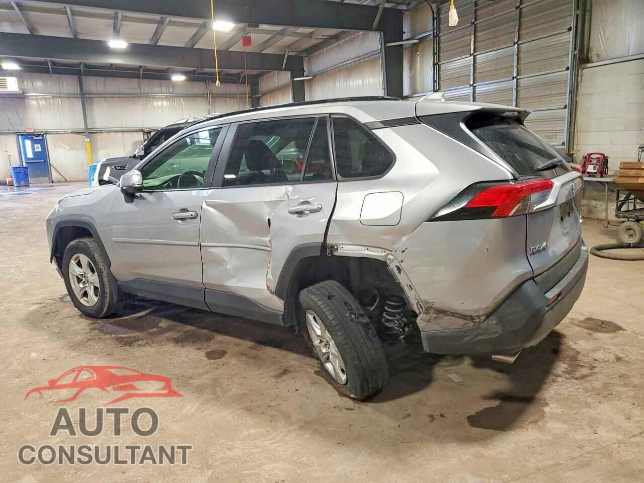 TOYOTA RAV4 2019 - JTMP1RFV5KD502842