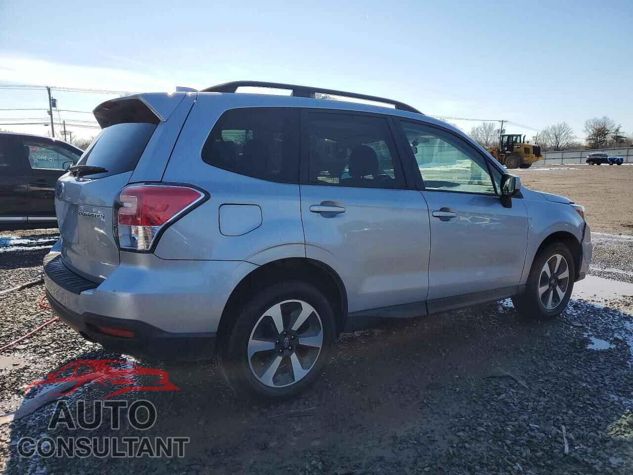 SUBARU FORESTER 2018 - JF2SJAEC7JH425640