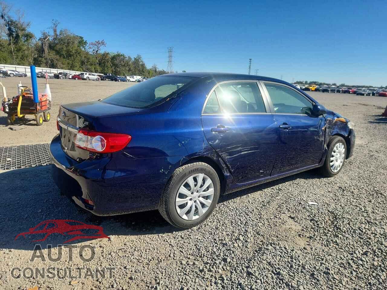 TOYOTA COROLLA 2013 - 2T1BU4EE5DC043074