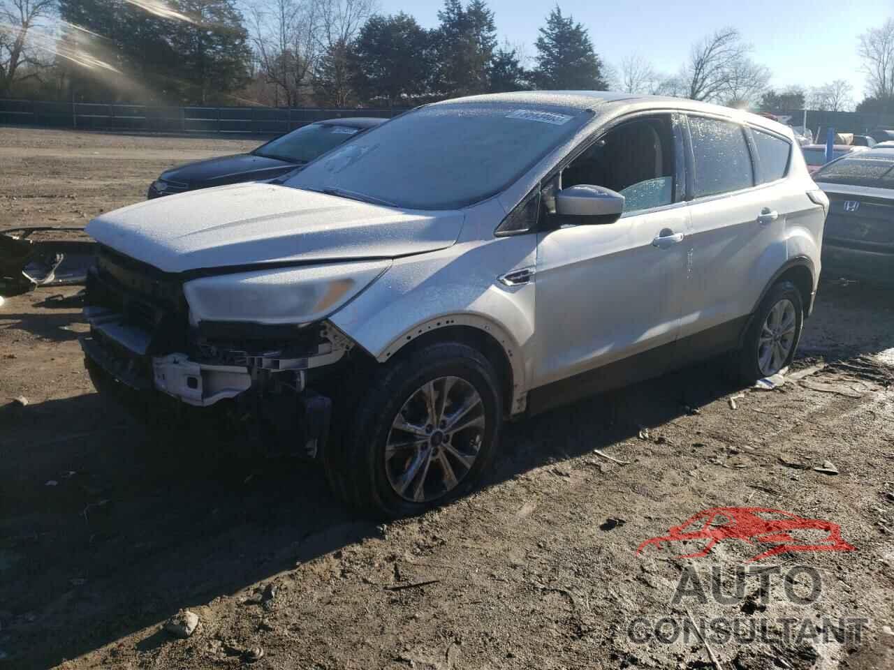 FORD ESCAPE 2017 - 1FMCU9G92HUA62851