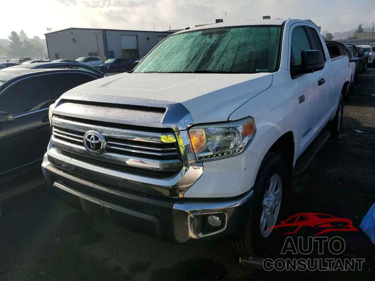 TOYOTA TUNDRA 2017 - 5TFRY5F11HX221803