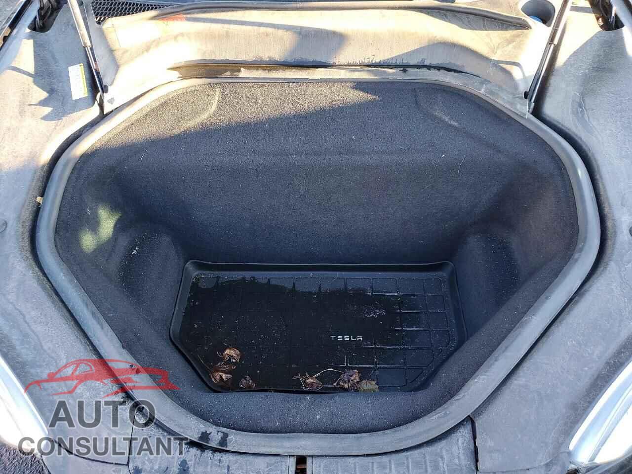 TESLA MODEL S 2015 - 5YJSA1H21FF096555