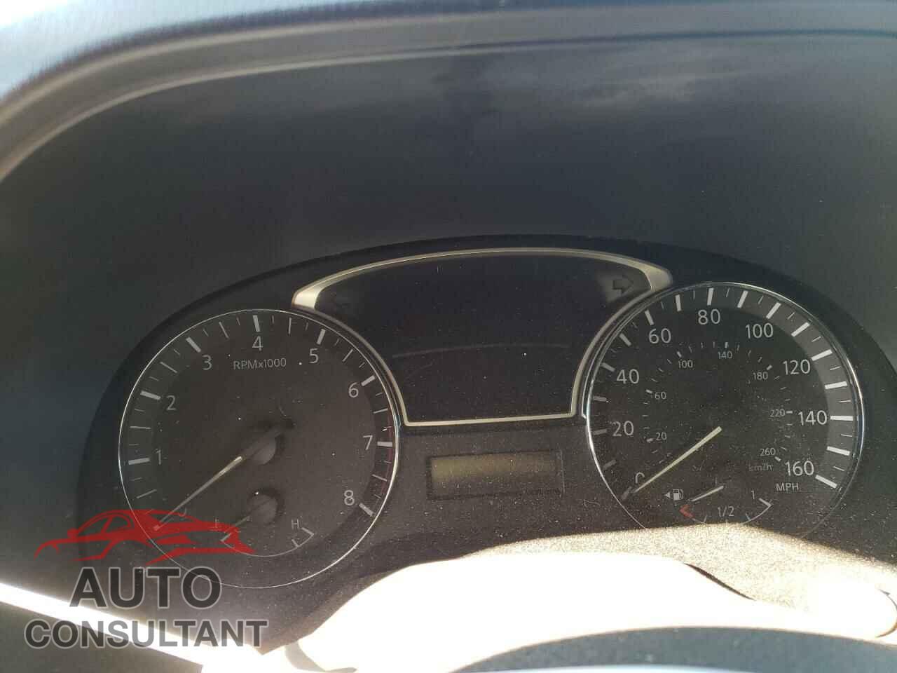 NISSAN PATHFINDER 2013 - 5N1AR2MM6DC669263