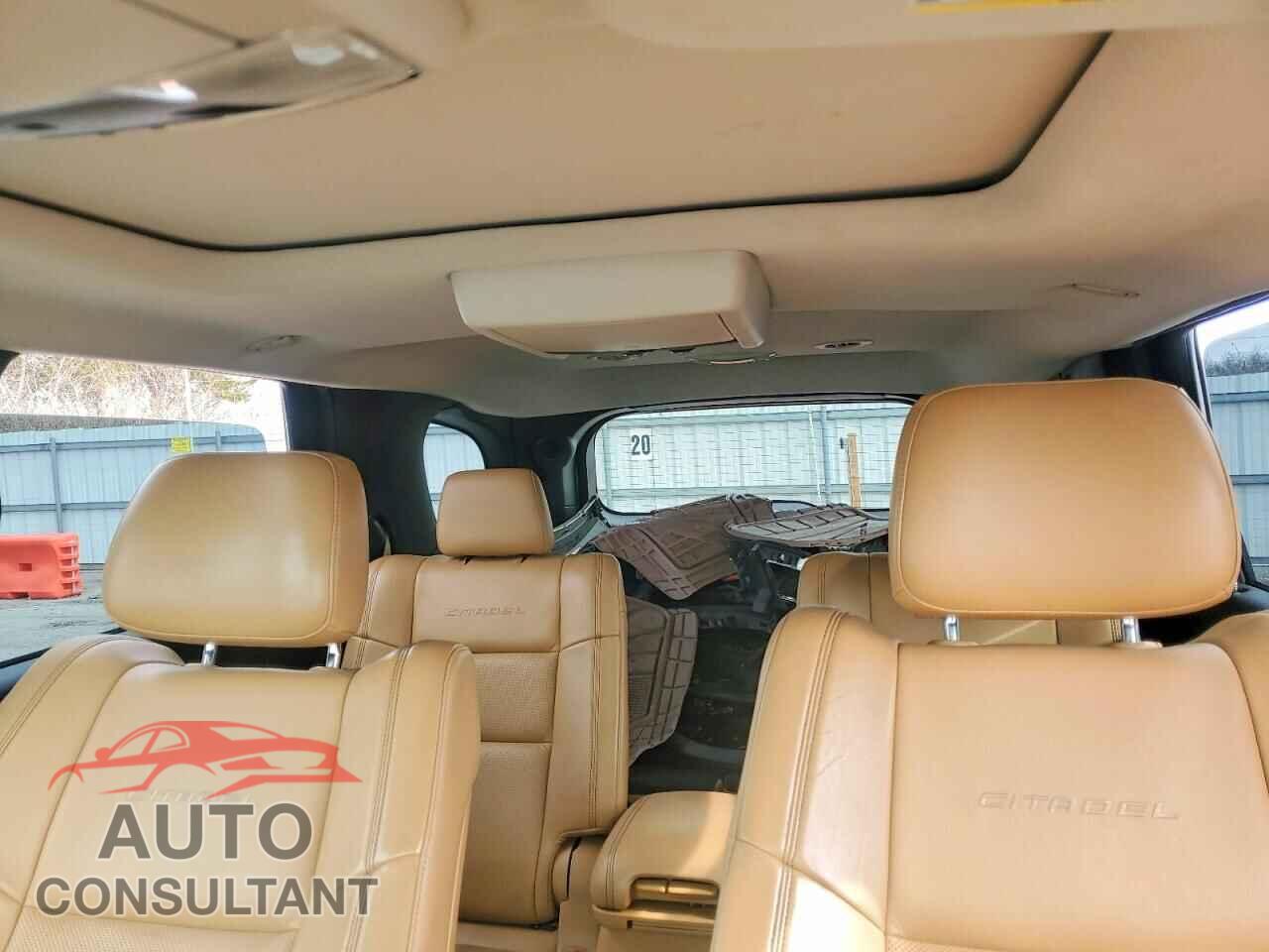DODGE DURANGO 2012 - 1C4SDJET5CC337904