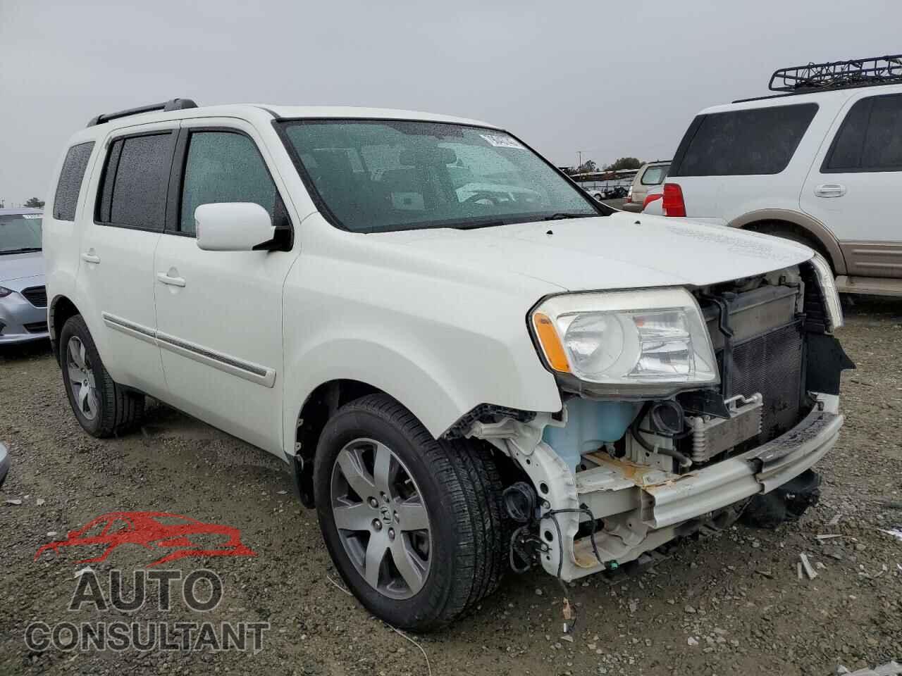 HONDA PILOT 2015 - 5FNYF4H9XFB005860