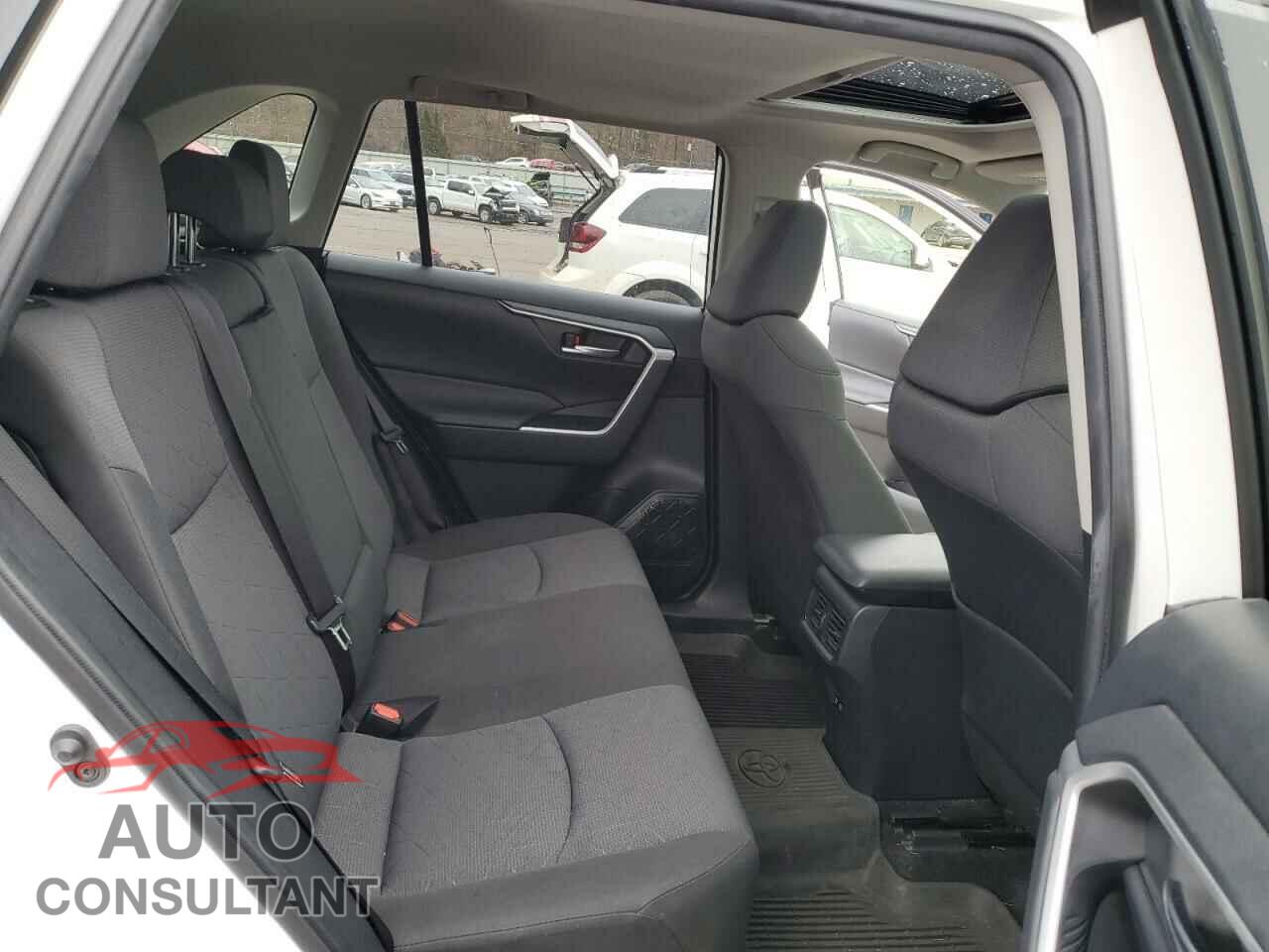 TOYOTA RAV4 2020 - JTMP1RFV8LD527316