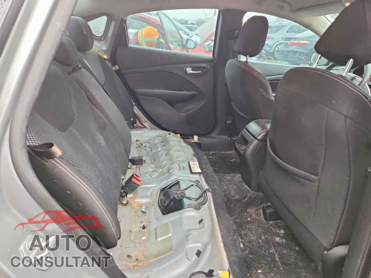 DODGE DART 2015 - 1C3CDFBB6FD320075