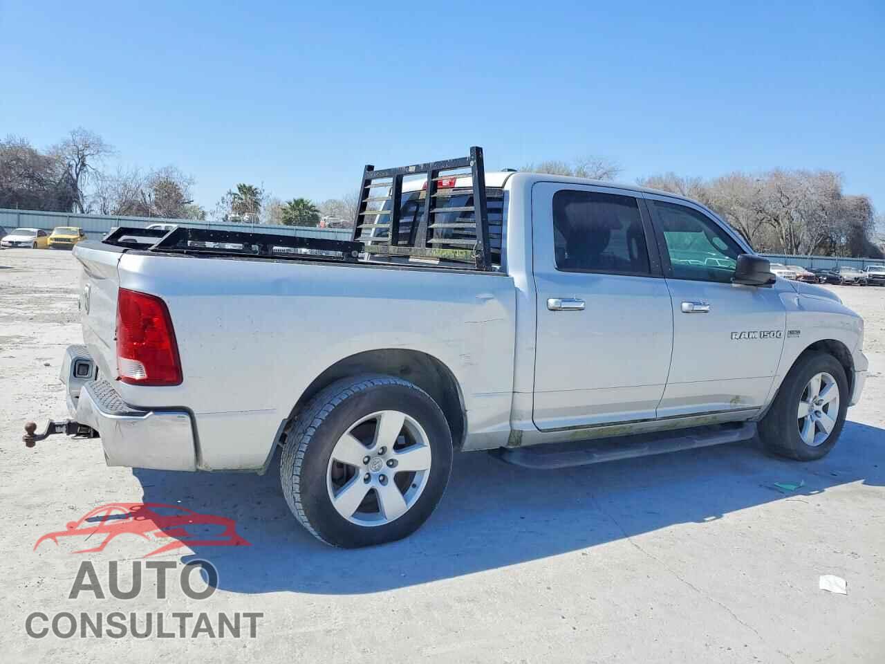 DODGE RAM 1500 2011 - 1D7RB1CT6BS688886