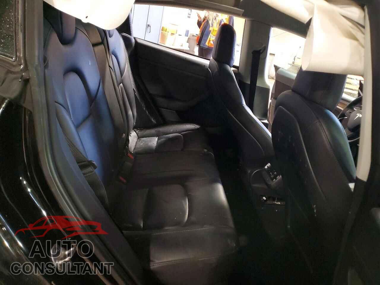 TESLA MODEL 3 2022 - 5YJ3E1EA3NF371443