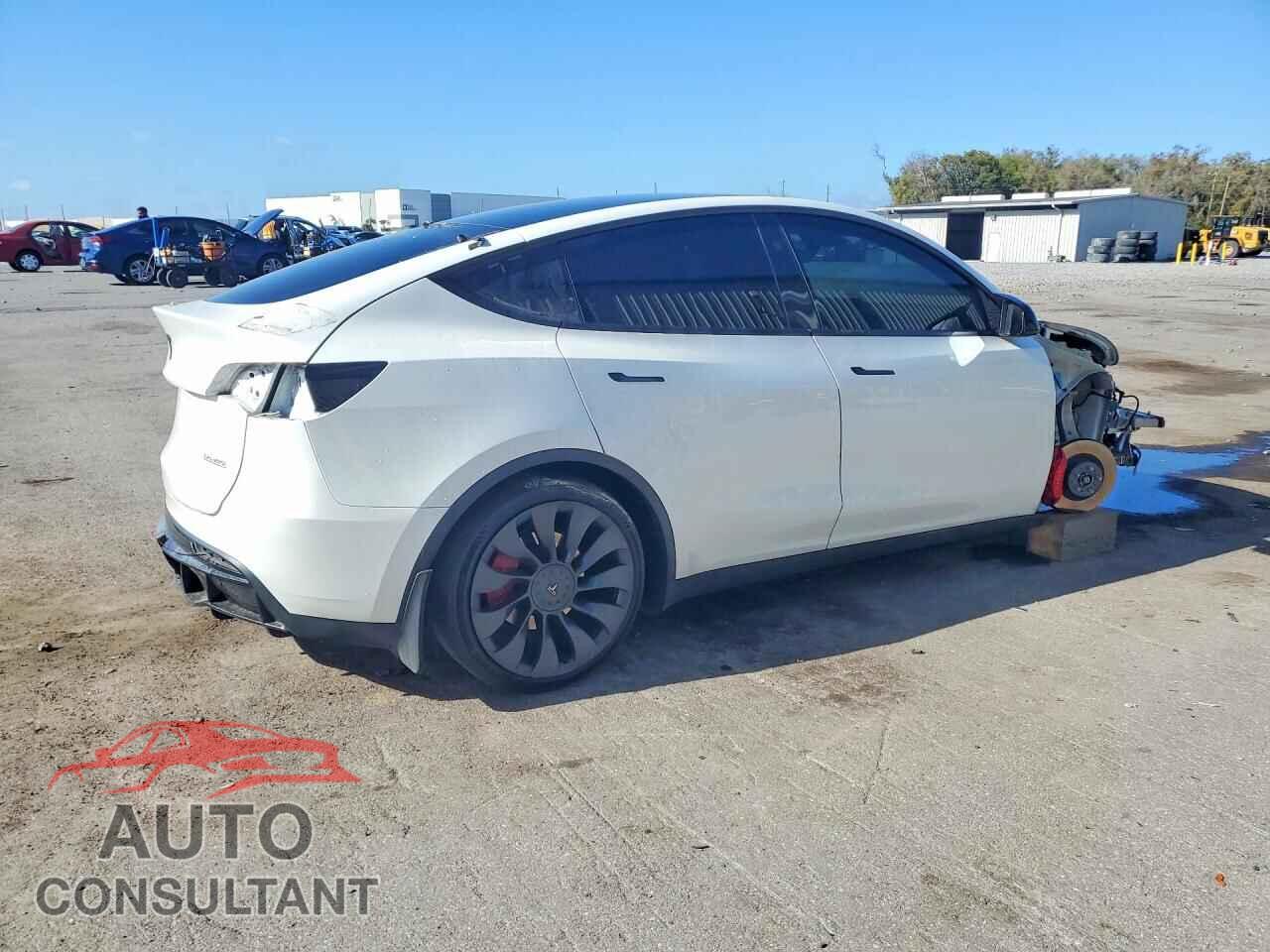 TESLA MODEL Y 2023 - 7SAYGDEFXPF803206