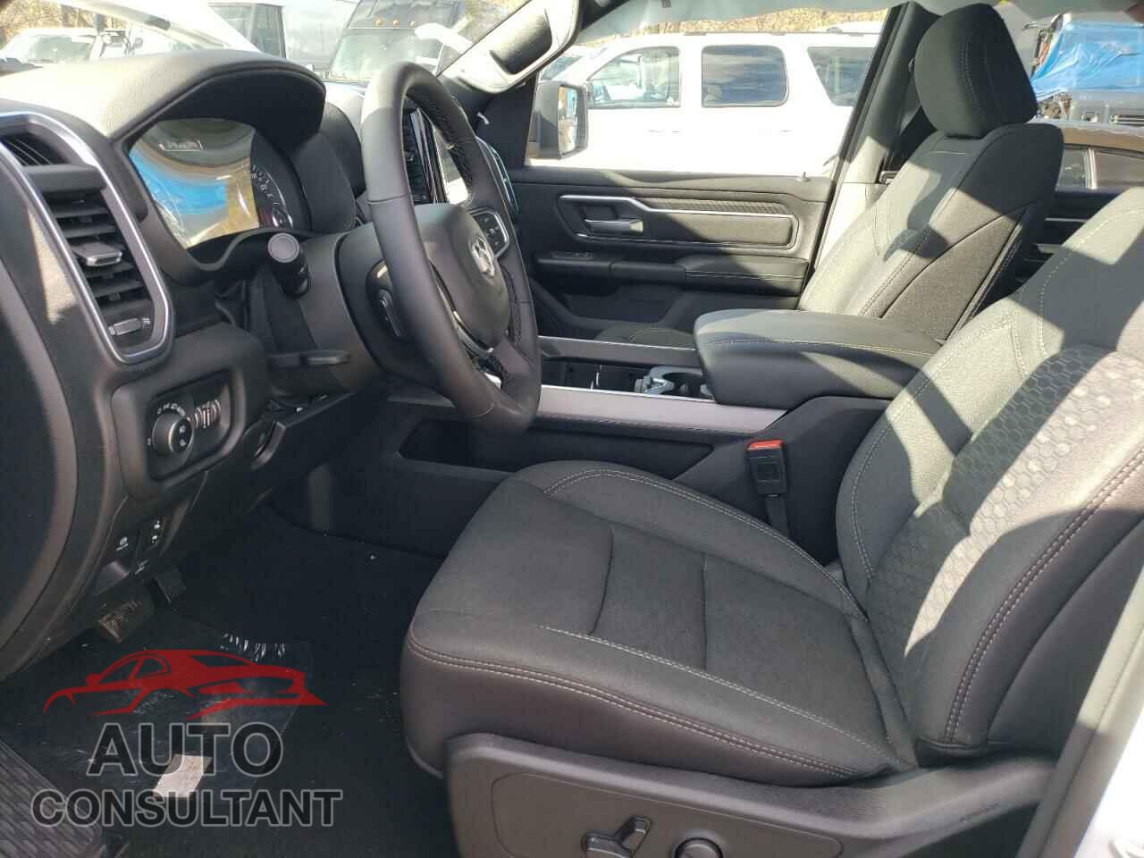 RAM 1500 2025 - 1C6SRFFP4SN541457
