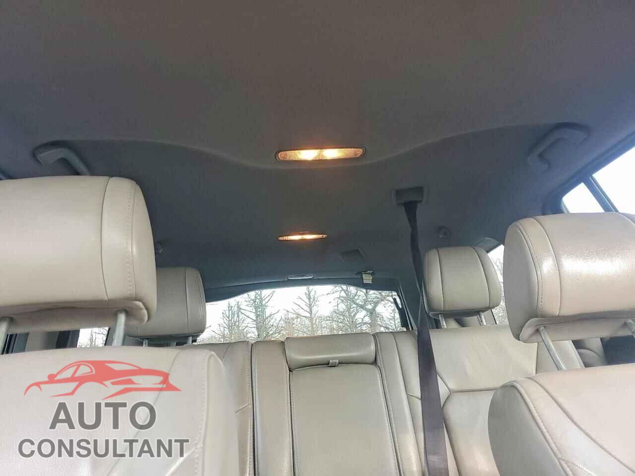 HONDA PILOT 2015 - 5FNYF4H57FB026758