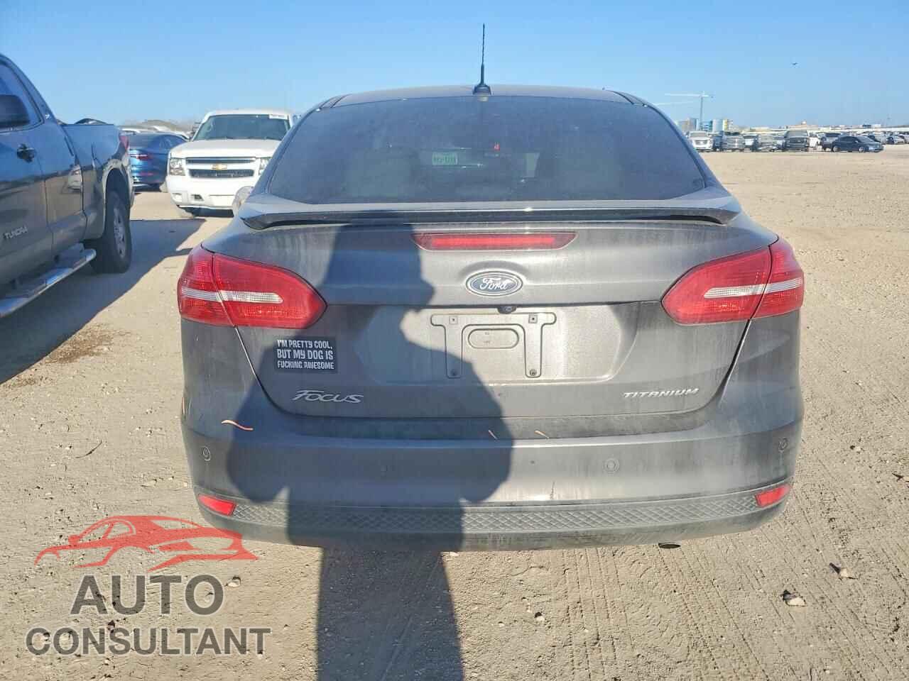 FORD FOCUS 2017 - 1FADP3J29HL238623