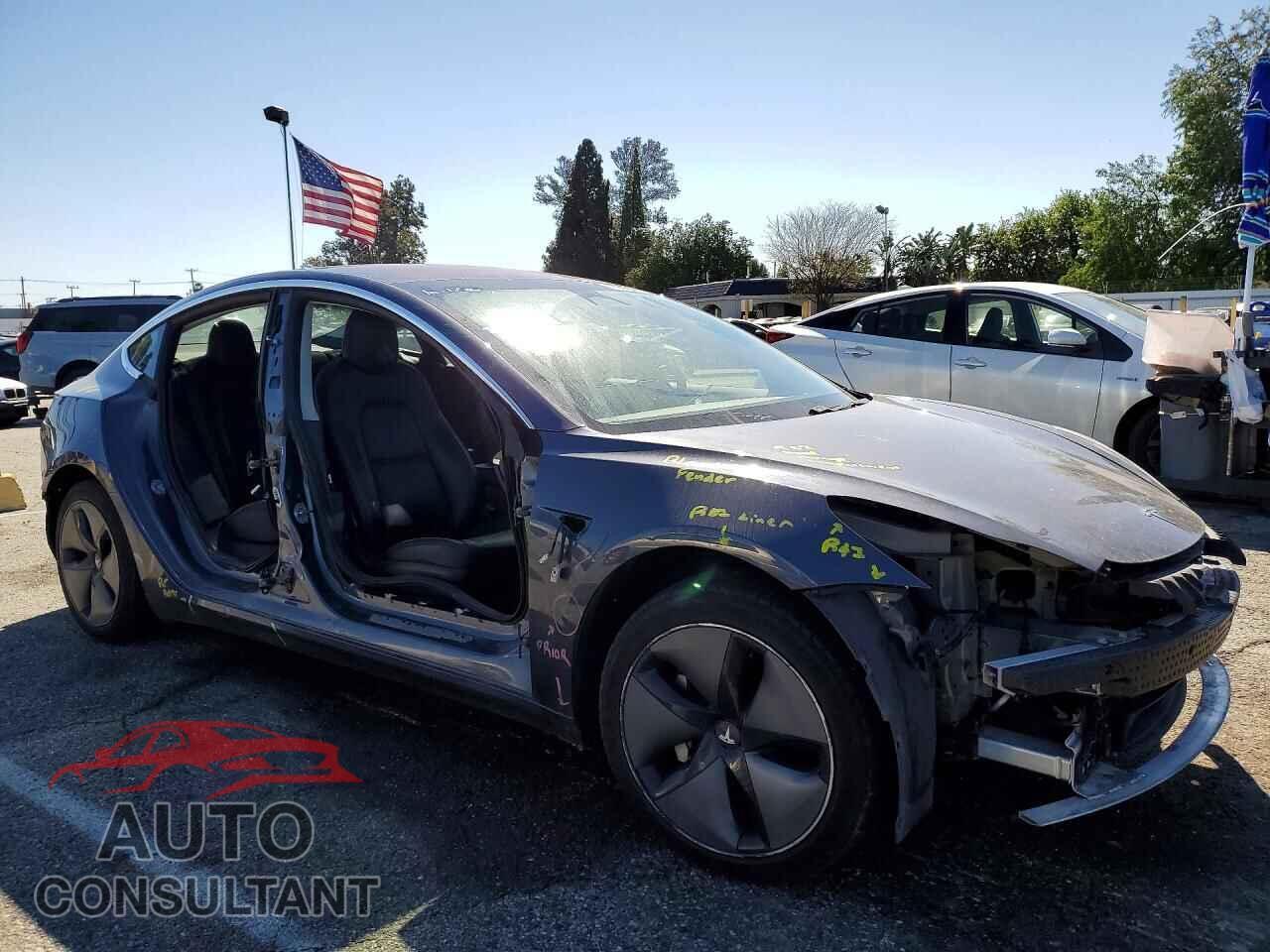TESLA MODEL 3 2019 - 5YJ3E1EB3KF205556