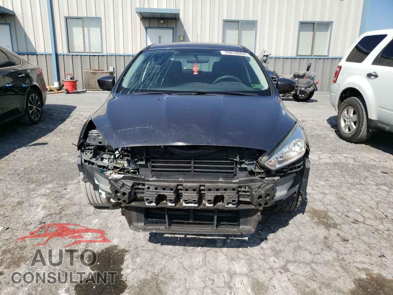 FORD FOCUS 2018 - 1FADP3K24JL281951