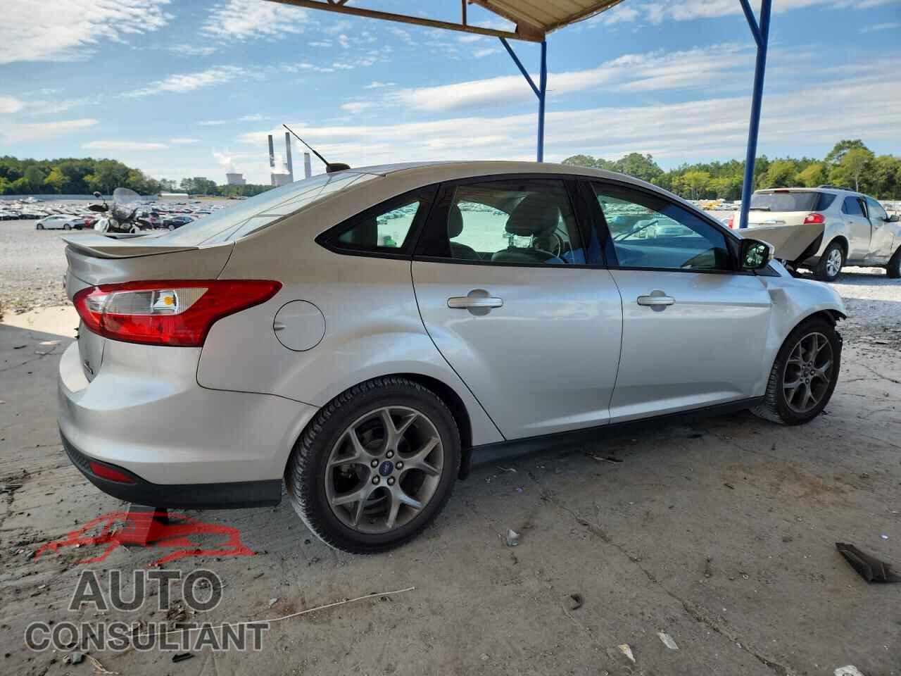 FORD FOCUS 2014 - 1FADP3F2XEL233516
