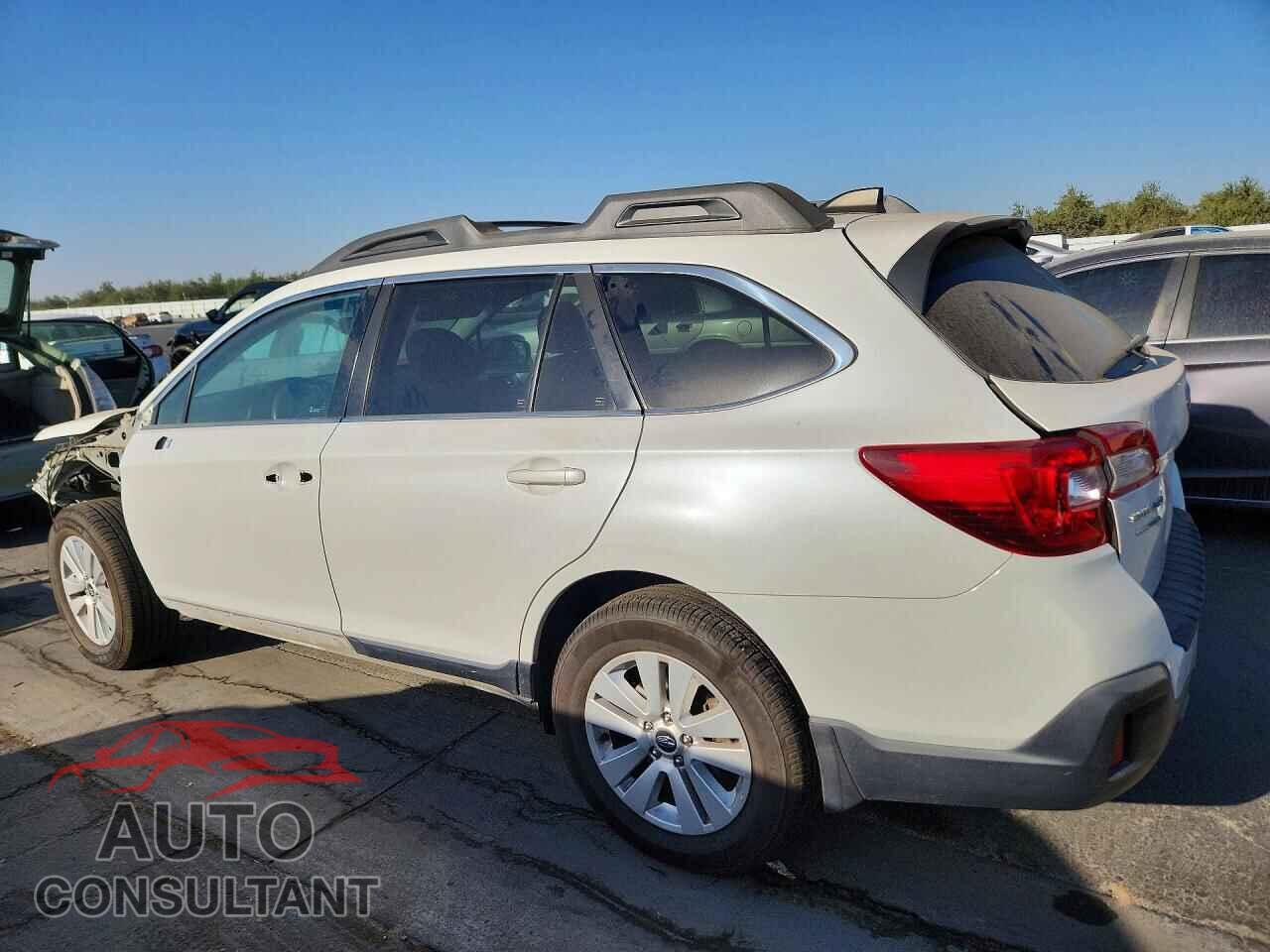 SUBARU OUTBACK 2018 - 4S4BSAFC4J3384385