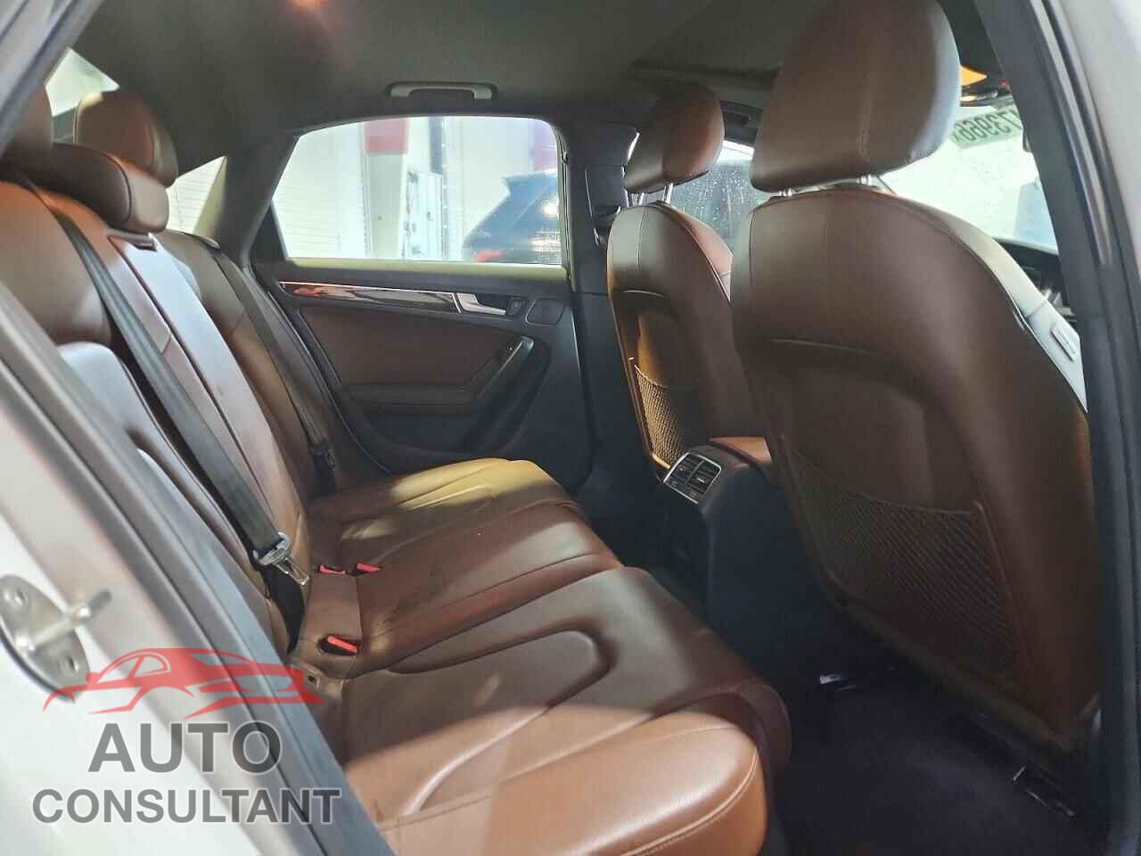 AUDI A4 2013 - WAUFFAFL2DN034589