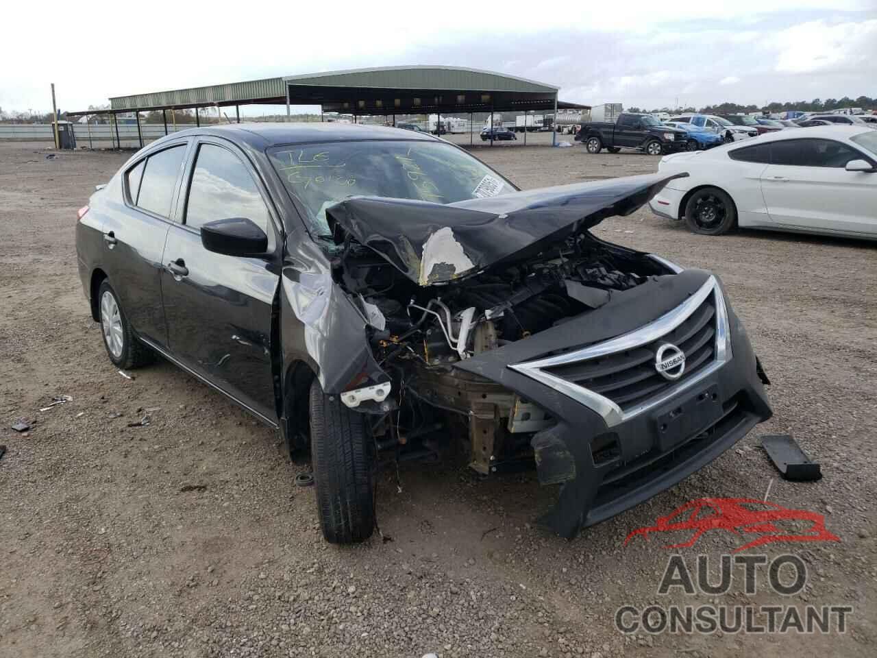 NISSAN VERSA 2019 - 3N1CN7AP6KL875921