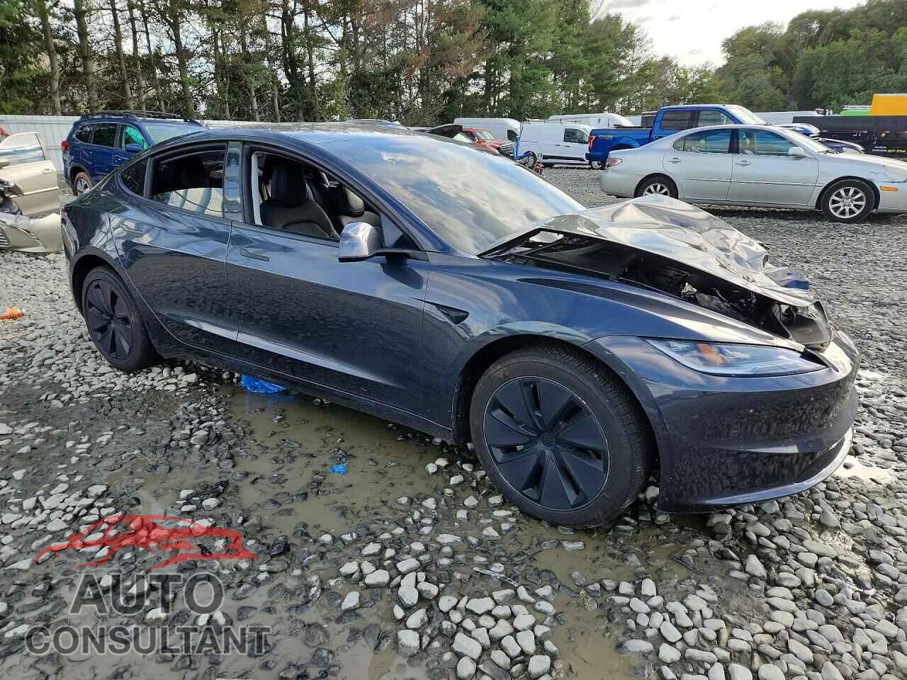 TESLA MODEL 3 2024 - 5YJ3E1EA7RF745218