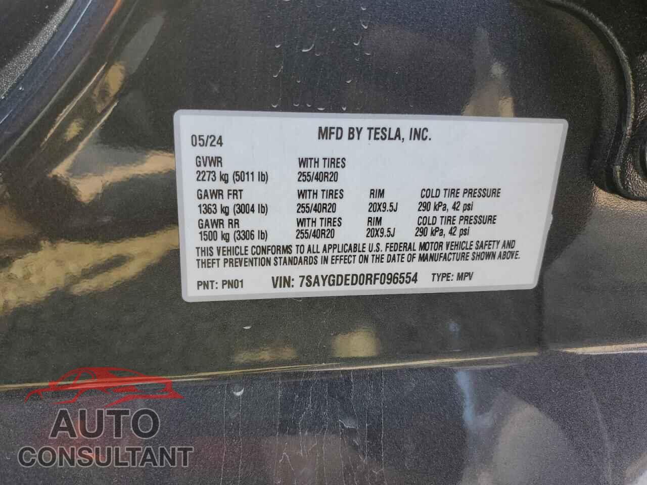TESLA MODEL Y 2024 - 7SAYGDED0RF096554
