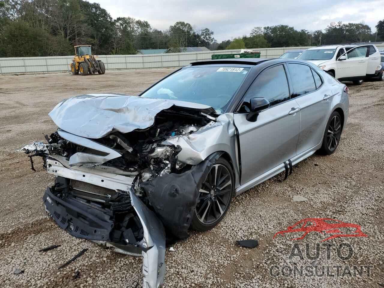 TOYOTA CAMRY 2019 - 4T1B61HK4KU237097