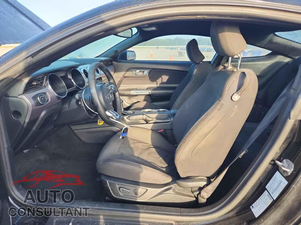 FORD MUSTANG 2017 - 1FA6P8TH8H5230136