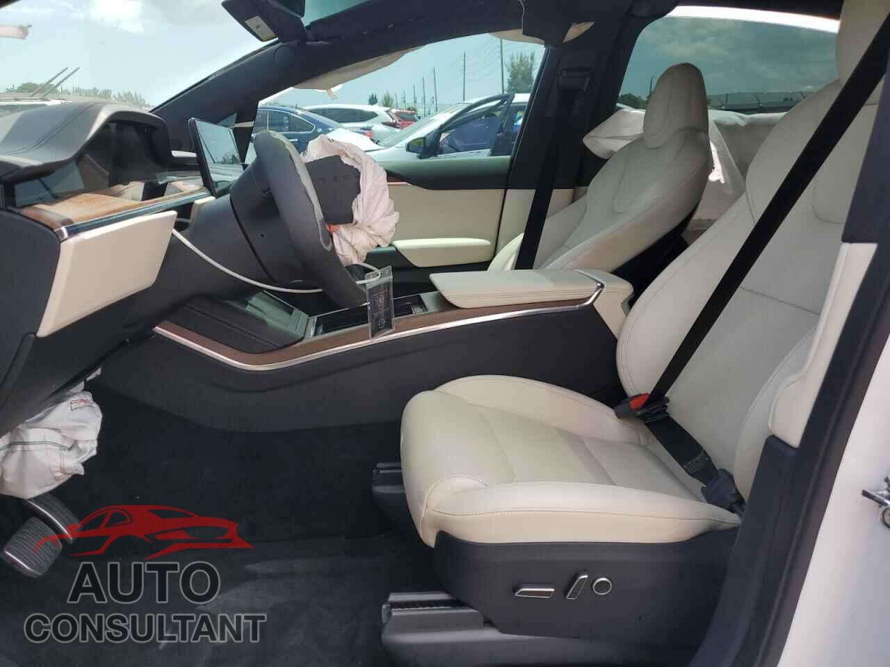 TESLA MODEL X 2023 - 7SAXCDE56PF367663