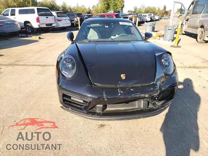 PORSCHE 911 2023 - WP0AB2A96PS221172