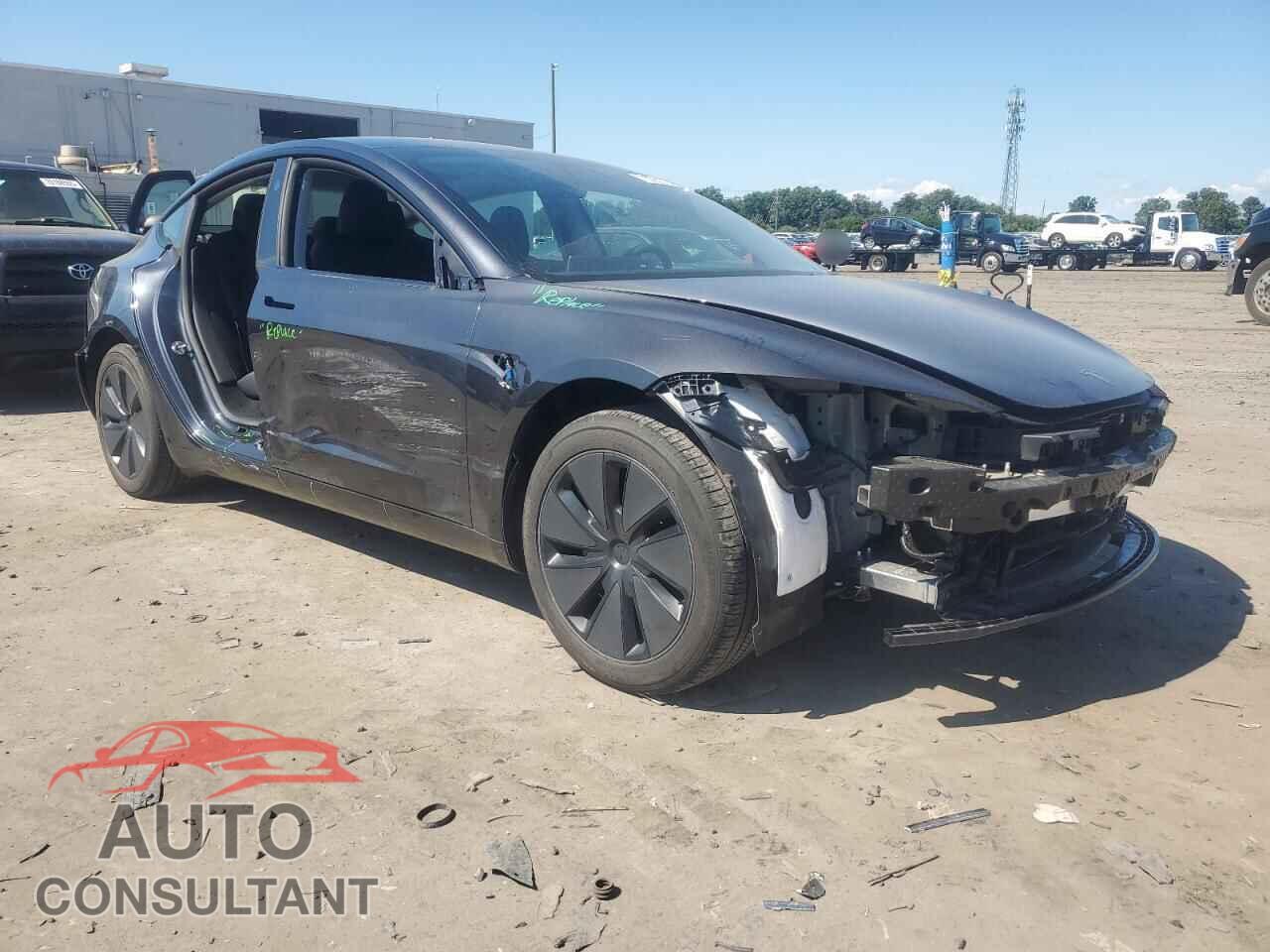 TESLA MODEL 3 2025 - 5YJ3E1EA5SF970615
