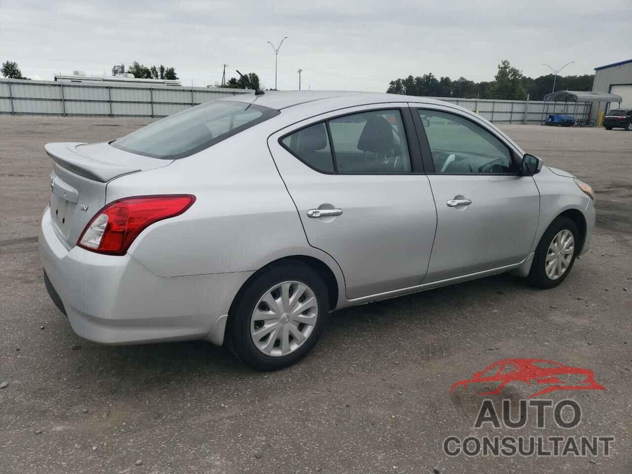 NISSAN VERSA 2019 - 3N1CN7AP1KL838095