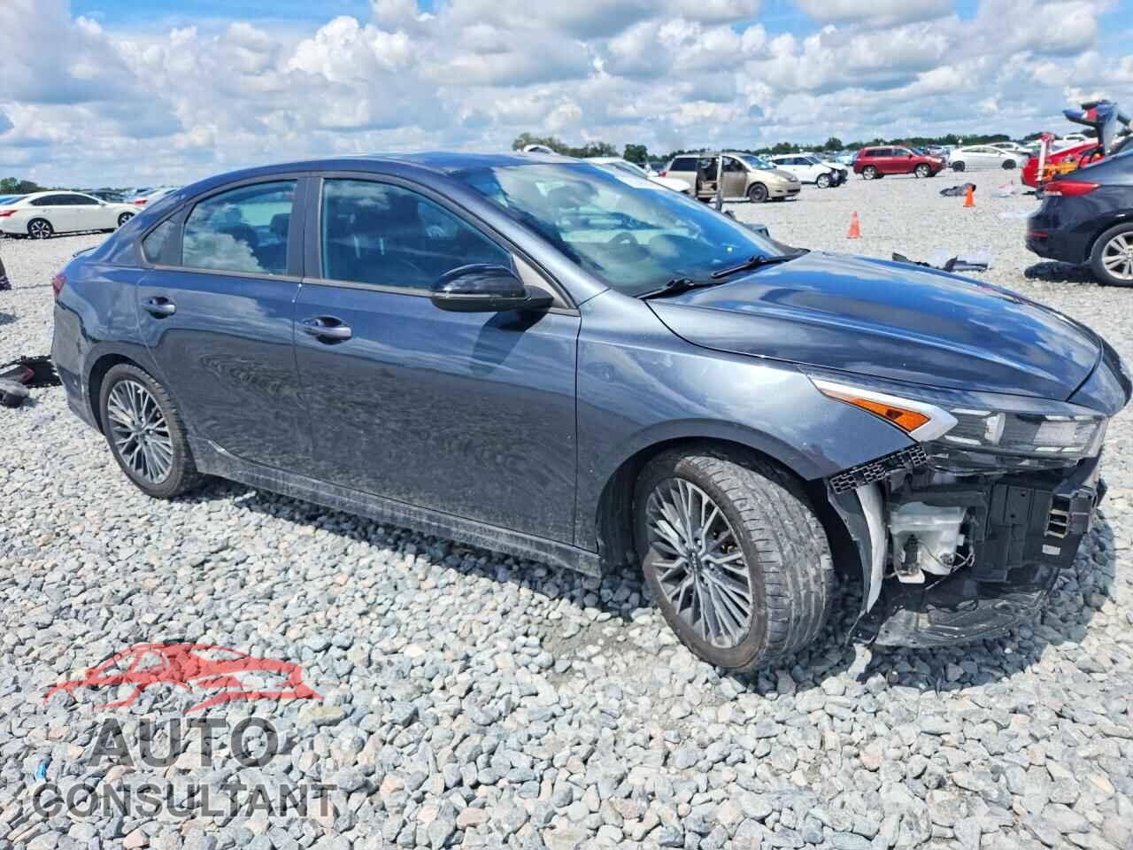 KIA FORTE 2023 - 3KPF54AD5PE544032