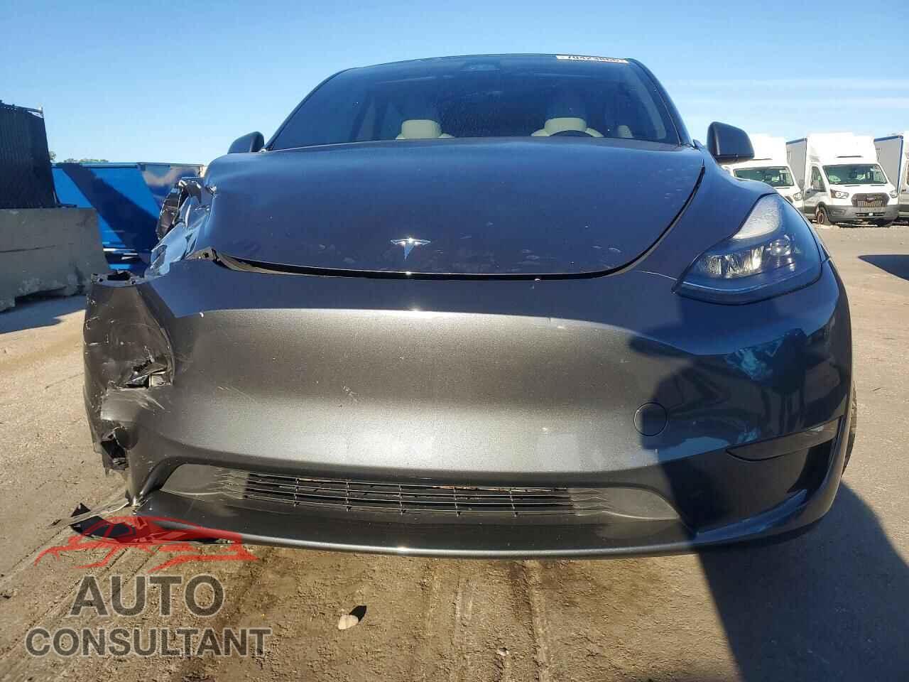 TESLA MODEL Y 2023 - 7SAYGDEF4PF857195