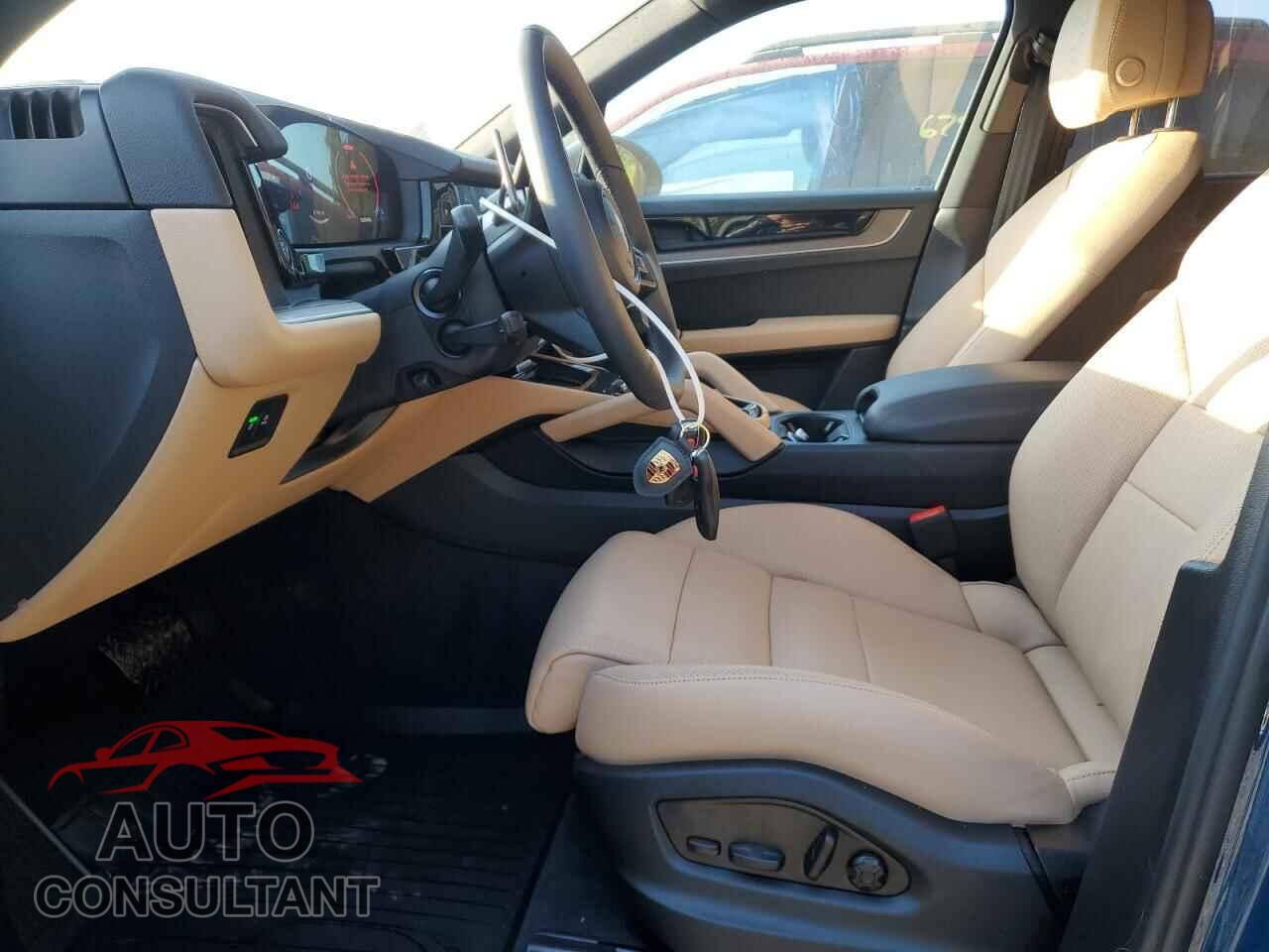 PORSCHE CAYENNE 2025 - WP1AA2AY0SDA03394