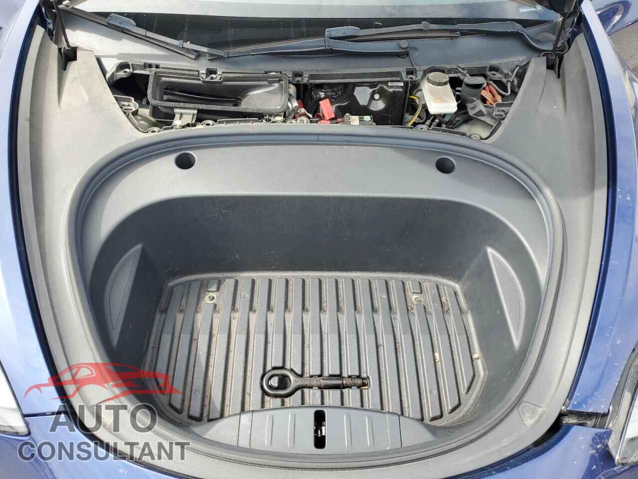 TESLA MODEL 3 2022 - 5YJ3E1EA5NF289908