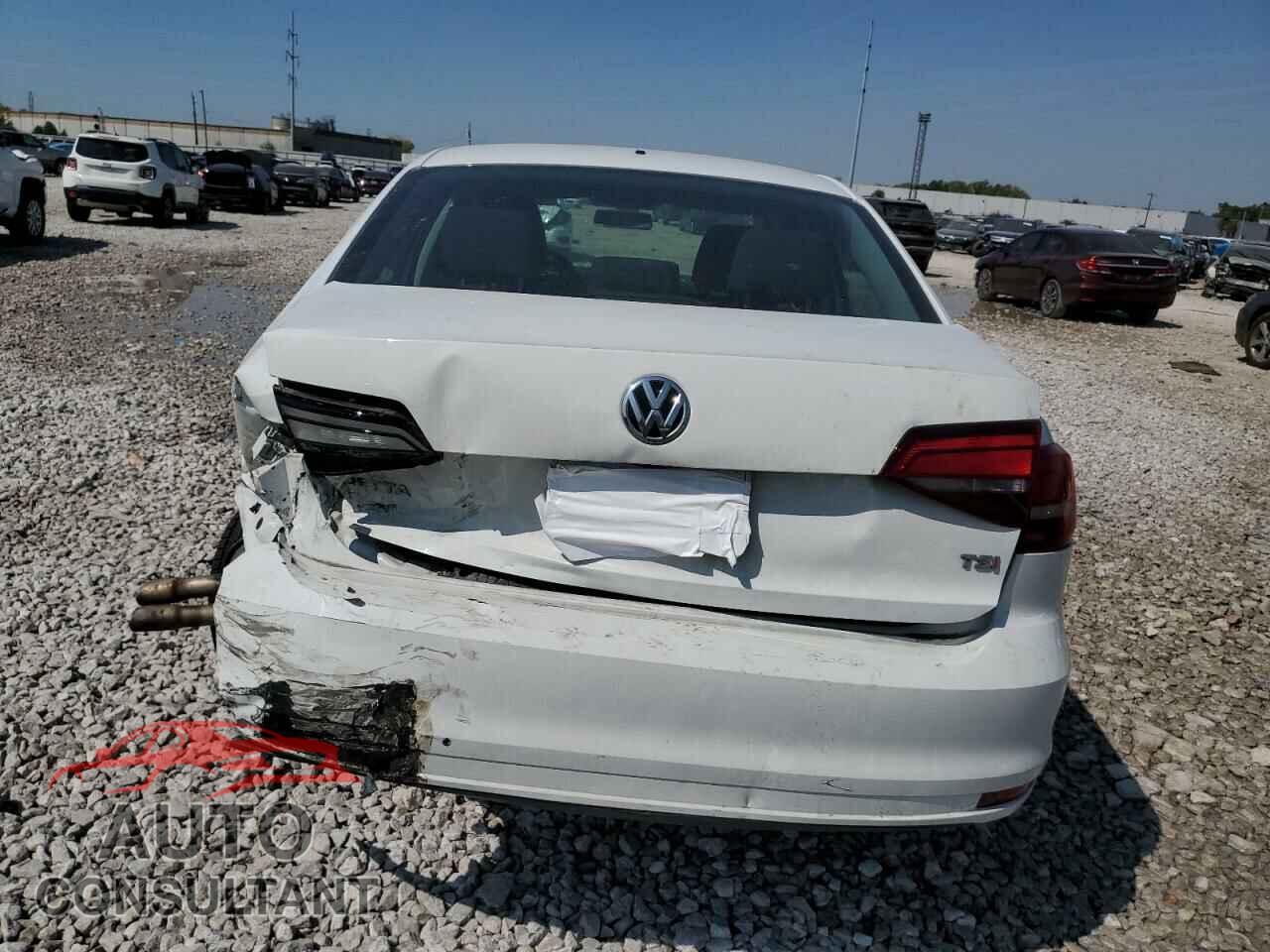 VOLKSWAGEN JETTA 2017 - 3VW2B7AJ5HM306362