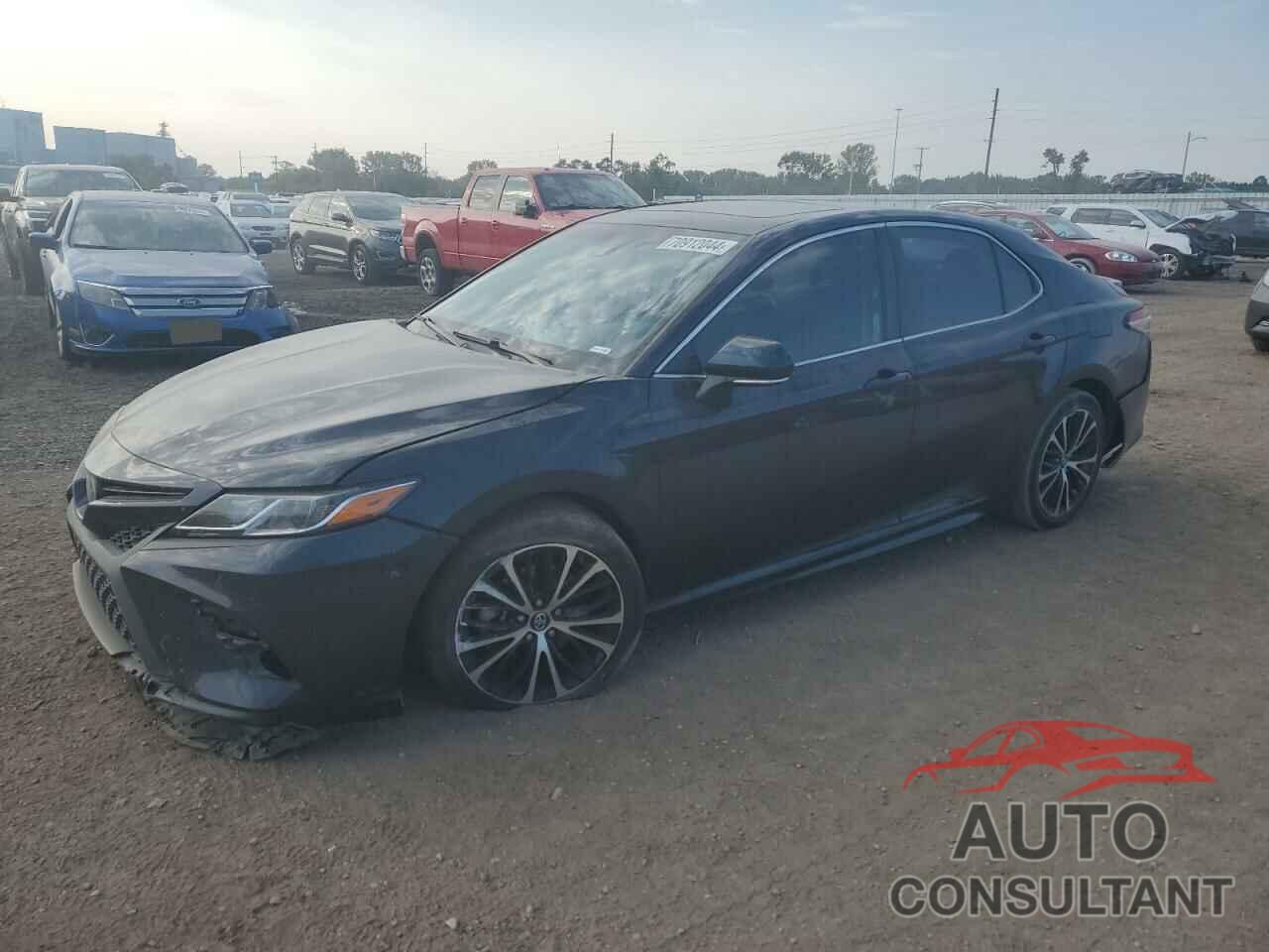 TOYOTA CAMRY 2018 - 4T1B11HK9JU519961