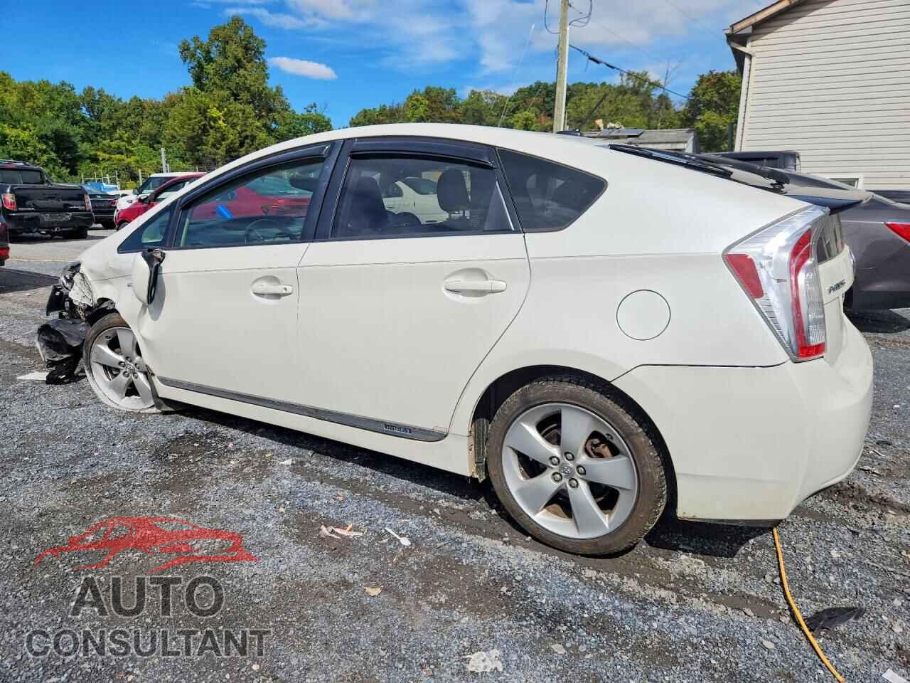 TOYOTA PRIUS 2013 - JTDKN3DU3D5546132