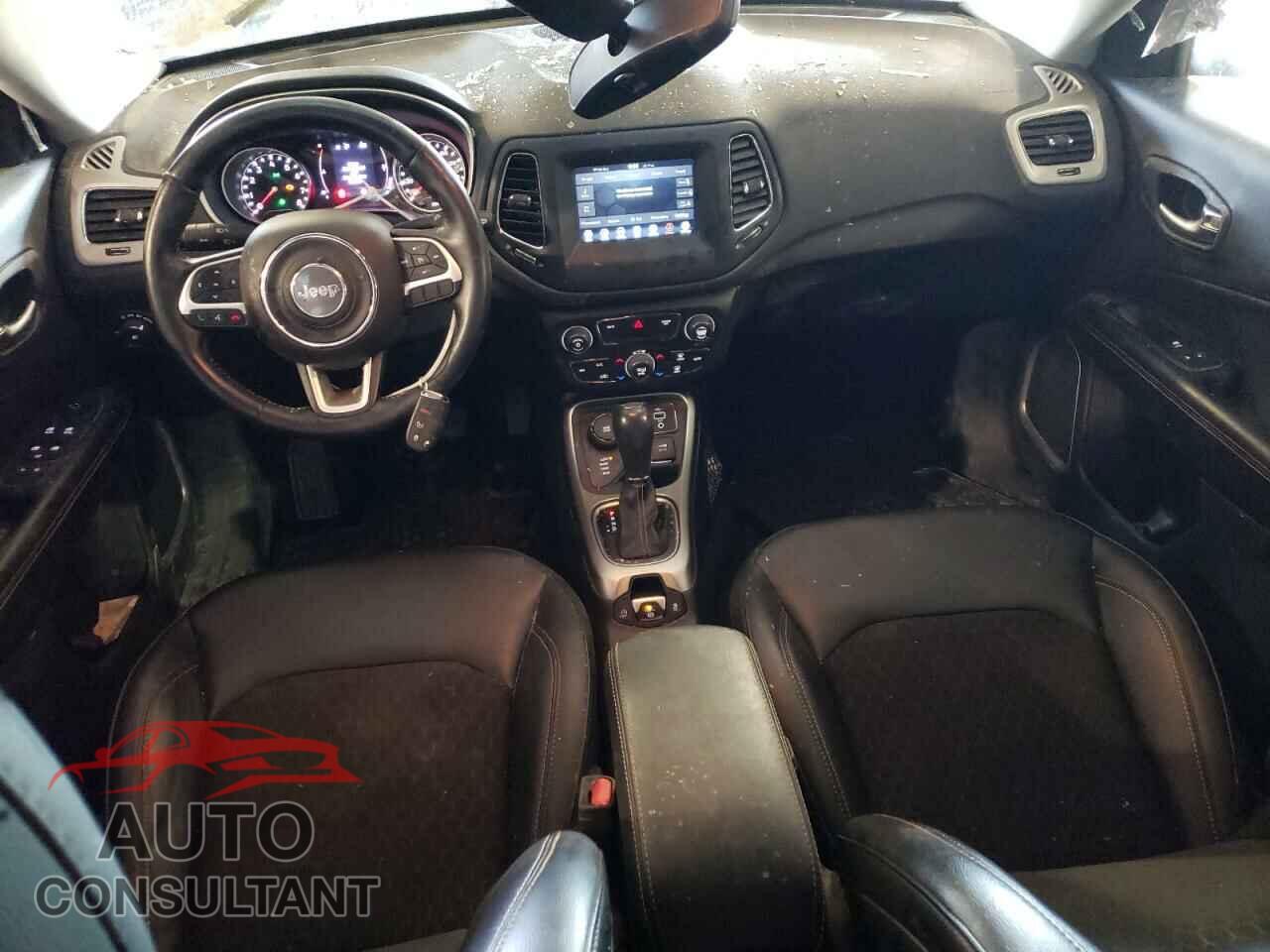 JEEP COMPASS 2020 - 3C4NJDBB8LT239571