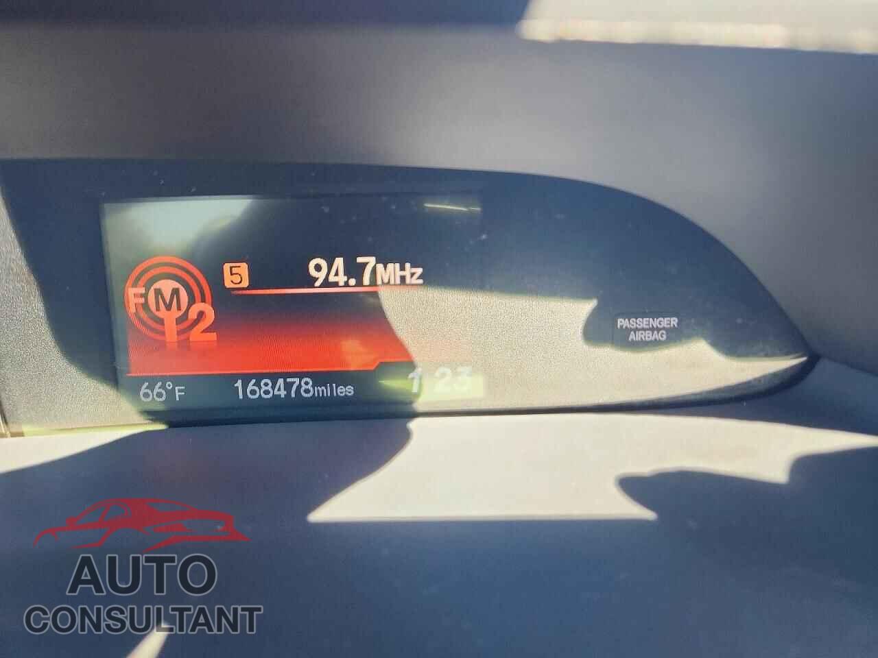 HONDA CIVIC 2015 - 19XFB2F51FE216507