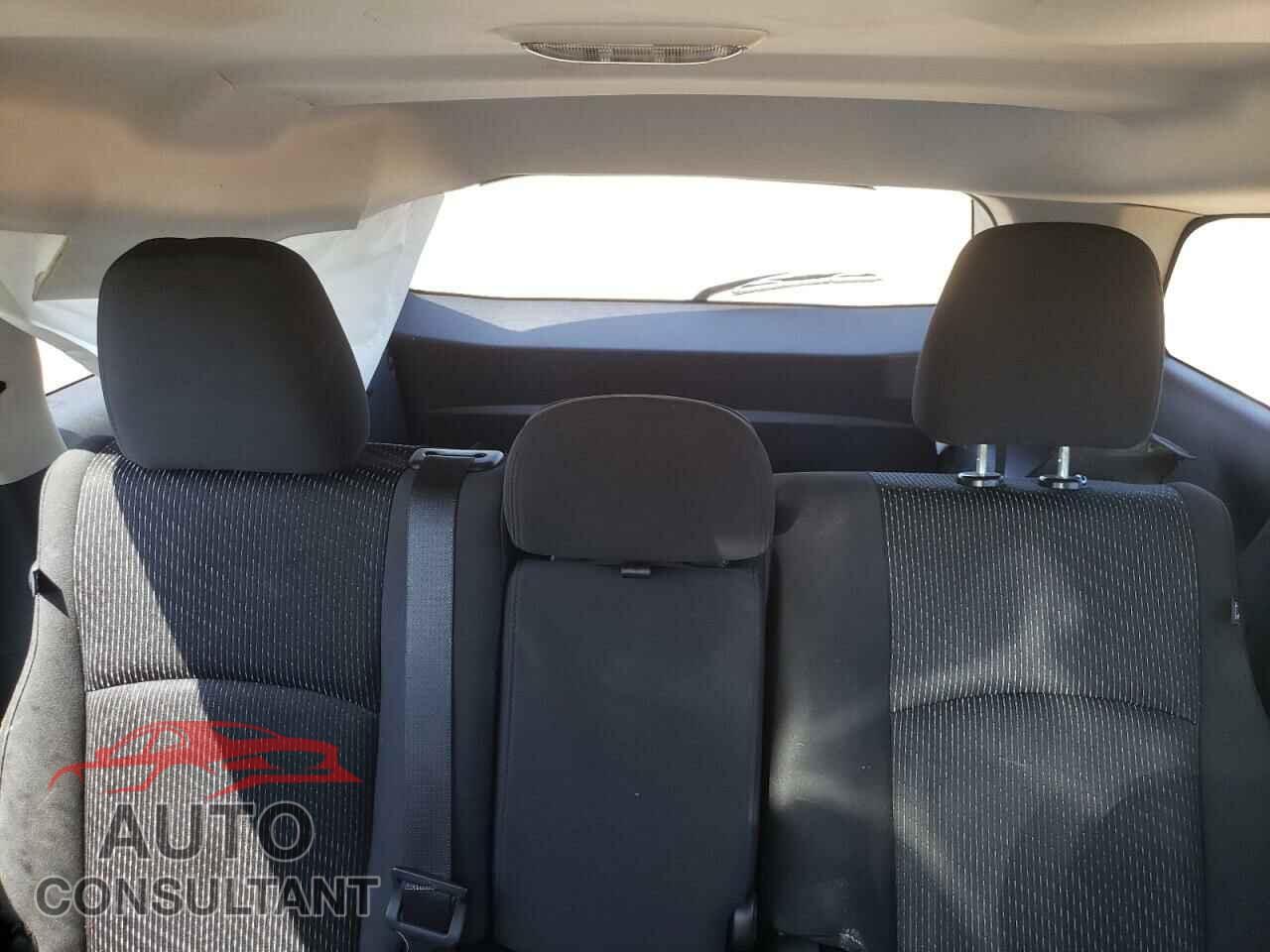 DODGE JOURNEY 2018 - 3C4PDCAB4JT288470